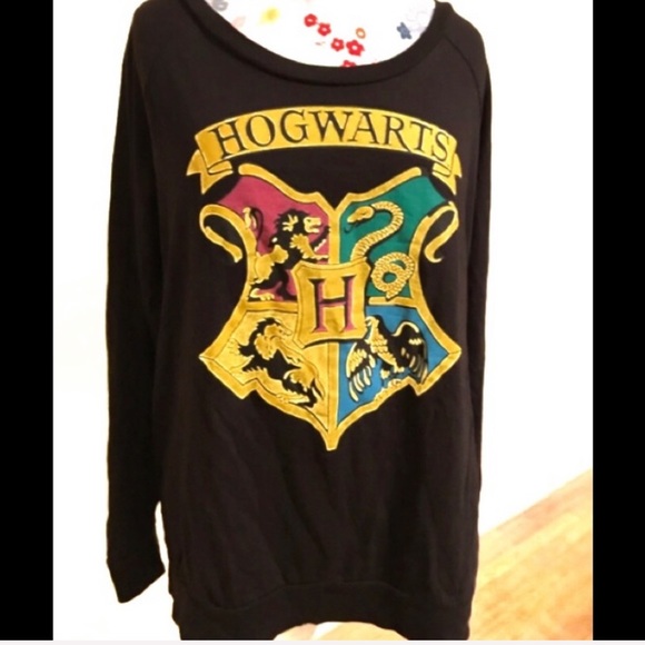 Warner Bros. Tops - Harry Potter Long Sleeve Cotton Top